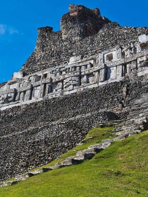 Xunantunich + Zipline & Cave Tubing Combo at Jaguar Paw